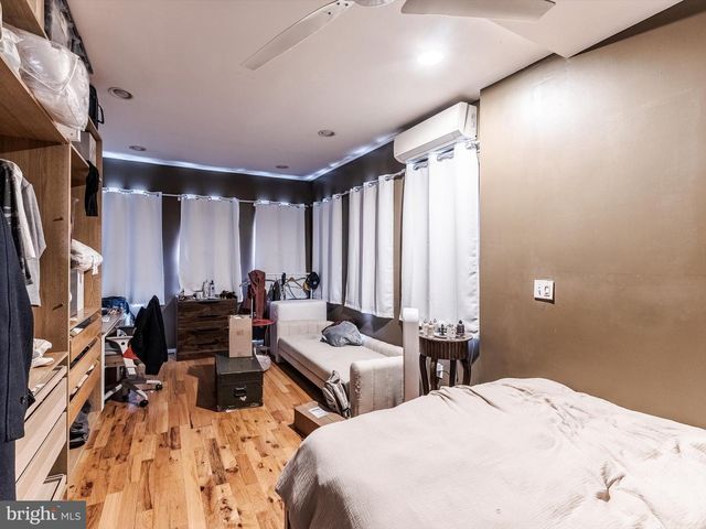 1812 W MASTER ST, Philadelphia, PA 19121