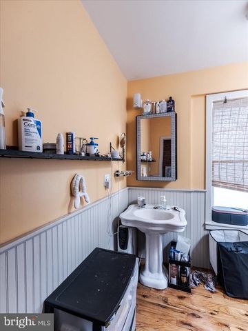 1812 W MASTER ST, Philadelphia, PA 19121