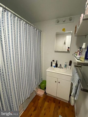 1812 W MASTER ST, Philadelphia, PA 19121