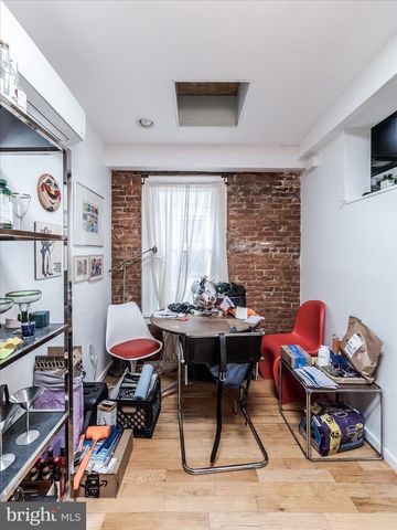 1812 W MASTER ST, Philadelphia, PA 19121