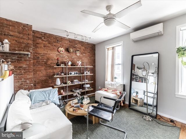 1812 W MASTER ST, Philadelphia, PA 19121
