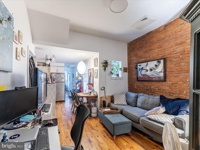 1812 W MASTER ST, Philadelphia, PA 19121