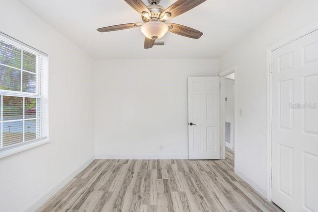 906 WOODLAWN AVENUE, Plant City, FL 33563