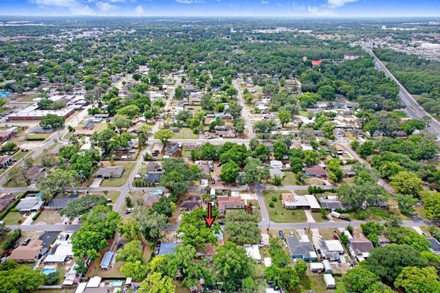 906 WOODLAWN AVENUE, Plant City, FL 33563