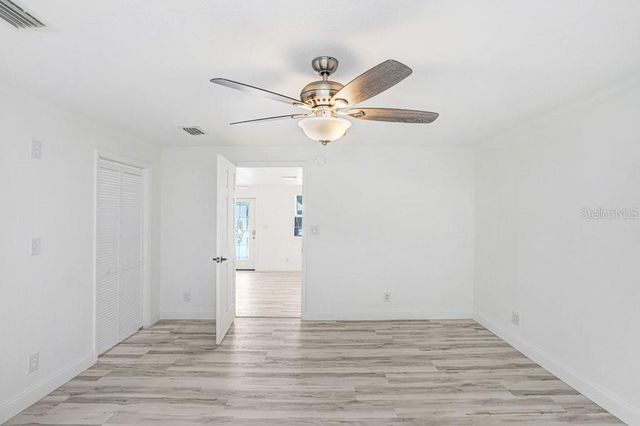 906 WOODLAWN AVENUE, Plant City, FL 33563