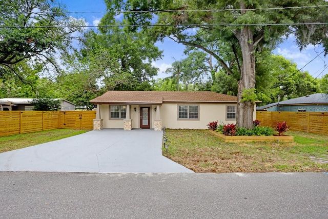 906 WOODLAWN AVENUE, Plant City, FL 33563