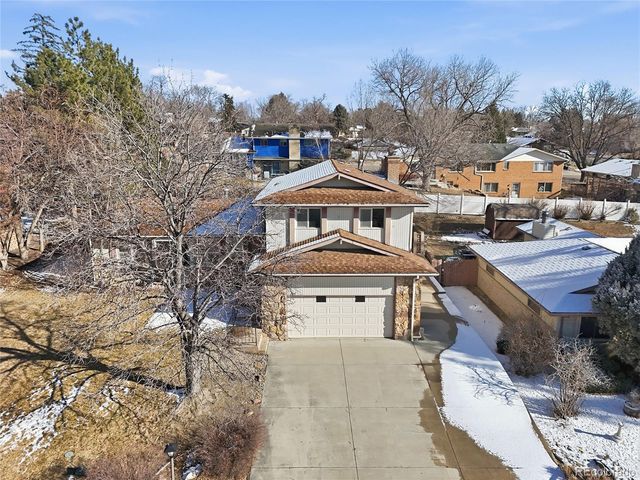 12 Baylor Drive, Longmont, CO 80503