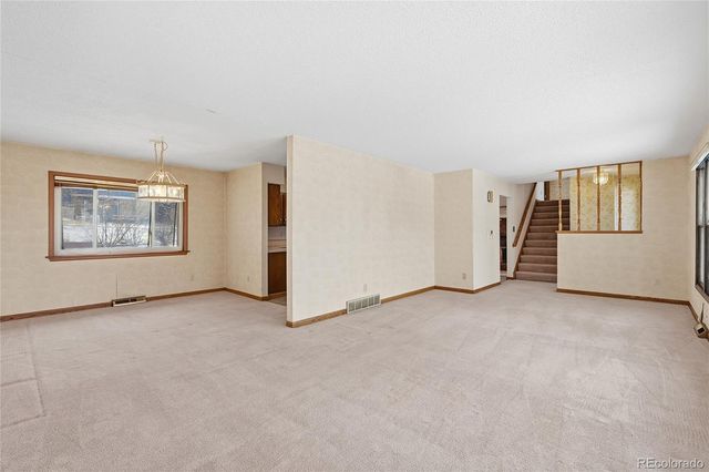 12 Baylor Drive, Longmont, CO 80503