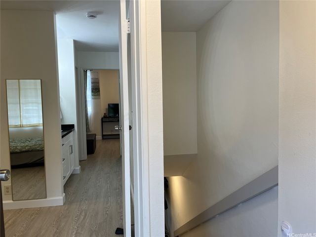 98-282 Kaonohi Street 104, Aiea, HI 96701