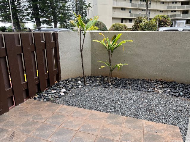 98-282 Kaonohi Street 104, Aiea, HI 96701