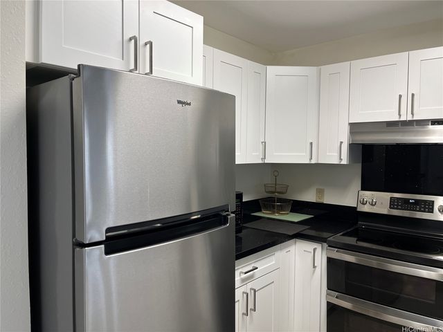 98-282 Kaonohi Street 104, Aiea, HI 96701