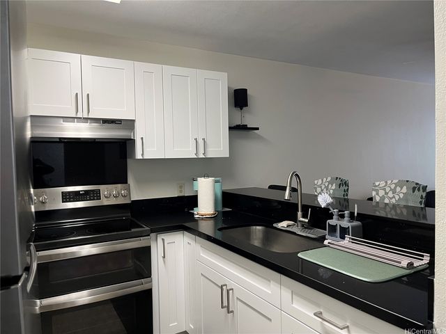 98-282 Kaonohi Street 104, Aiea, HI 96701