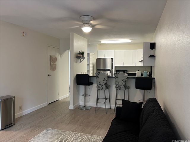 98-282 Kaonohi Street 104, Aiea, HI 96701