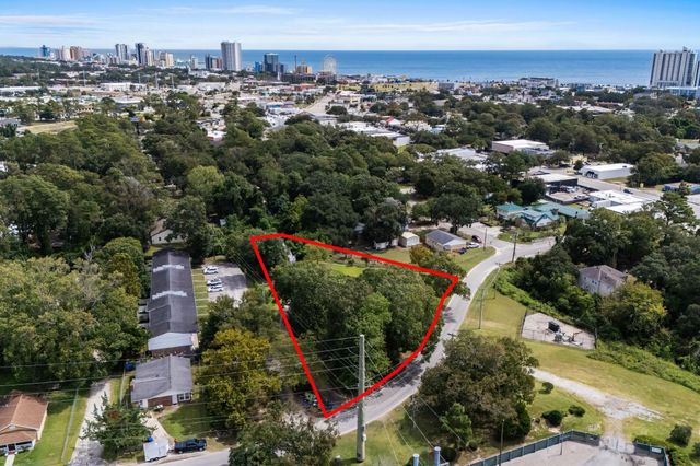 904 3rd Ave. N, Myrtle Beach, SC 29577