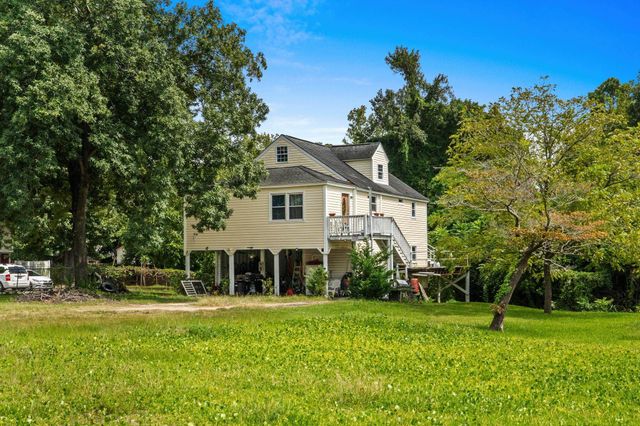 904 3rd Ave. N, Myrtle Beach, SC 29577