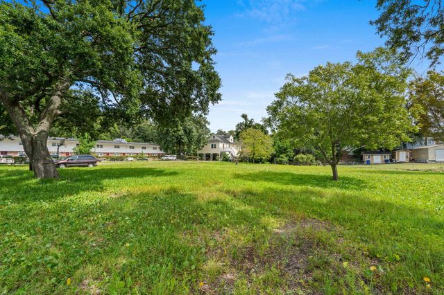 904 3rd Ave. N, Myrtle Beach, SC 29577