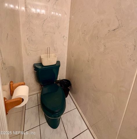 15813 BUTCH BAINE Drive, Jacksonville, FL 32218