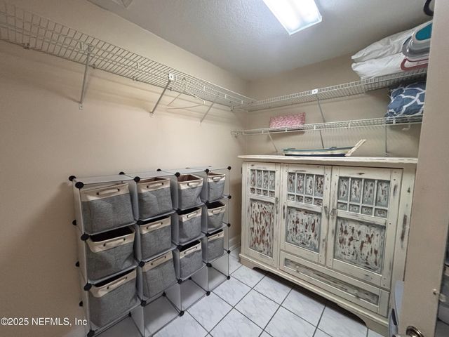 15813 BUTCH BAINE Drive, Jacksonville, FL 32218