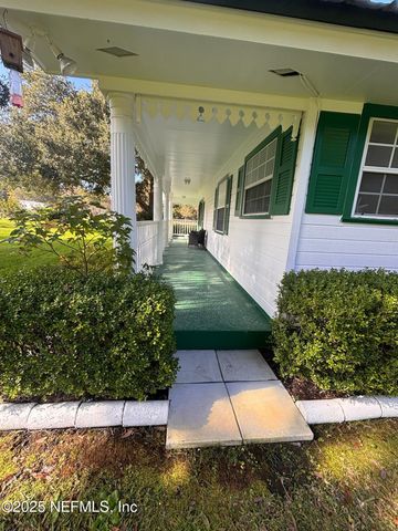 15813 BUTCH BAINE Drive, Jacksonville, FL 32218