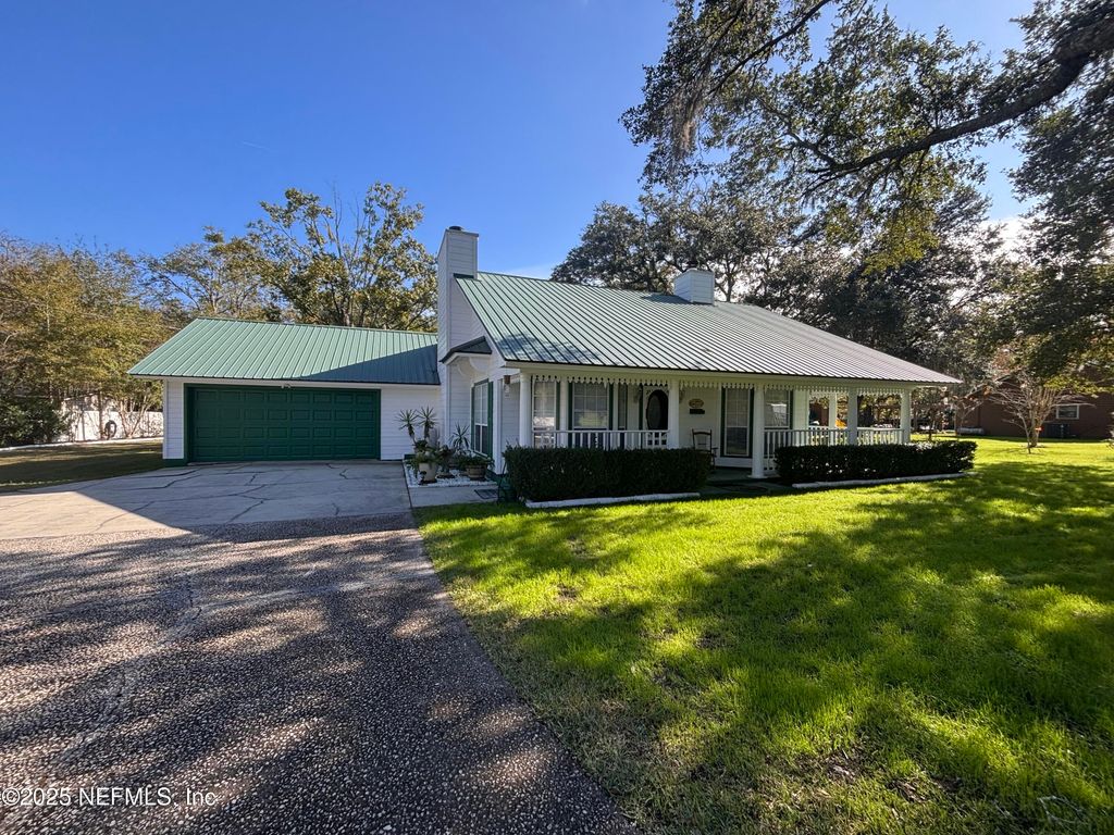 15813 BUTCH BAINE Drive, Jacksonville, FL 32218