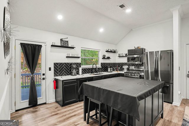 75 Contour Drive, Stockbridge, GA 30281