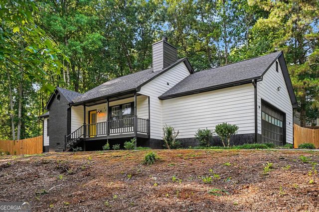 75 Contour Drive, Stockbridge, GA 30281