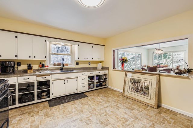 3977 Clover Avenue, Vadnais Heights, MN 55127