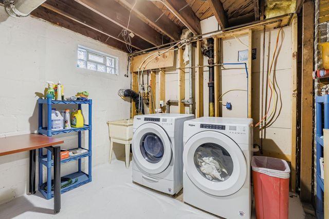 3977 Clover Avenue, Vadnais Heights, MN 55127