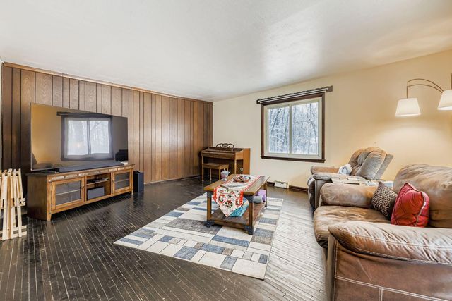 3977 Clover Avenue, Vadnais Heights, MN 55127