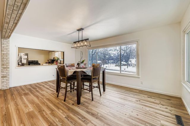 3977 Clover Avenue, Vadnais Heights, MN 55127