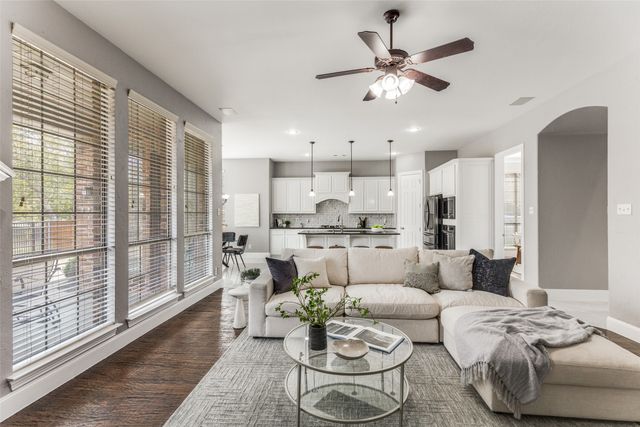 337 Farm View Trail, Keller, TX 76248