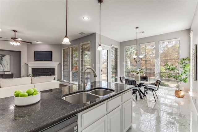 337 Farm View Trail, Keller, TX 76248