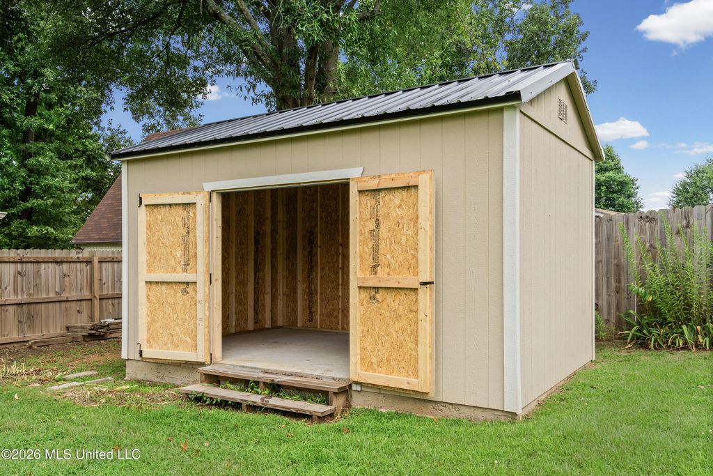 5402 Peach Trail Drive, Southaven, MS 38671 — photo 2