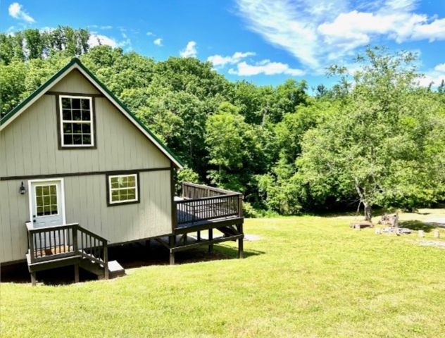 179 Puncheon Camp Ln, Bell Buckle, TN 37020