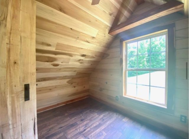 179 Puncheon Camp Ln, Bell Buckle, TN 37020