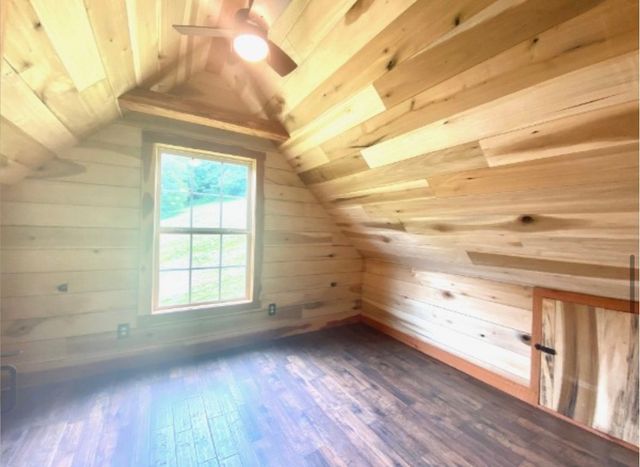 179 Puncheon Camp Ln, Bell Buckle, TN 37020