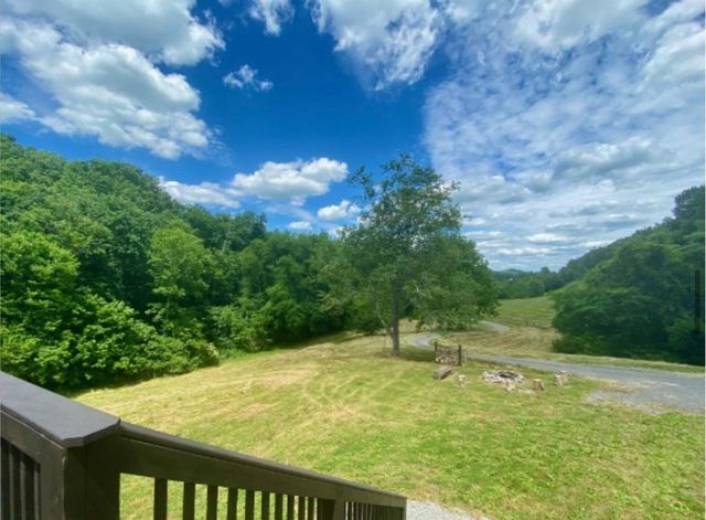 179 Puncheon Camp Ln, Bell Buckle, TN 37020