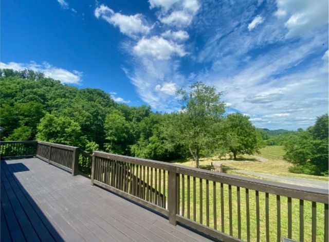179 Puncheon Camp Ln, Bell Buckle, TN 37020