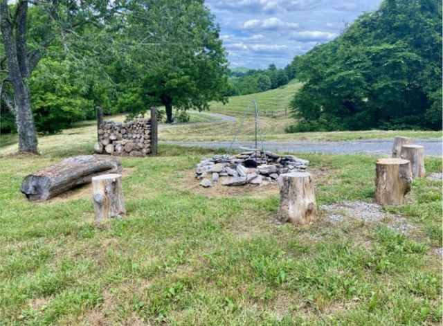 179 Puncheon Camp Ln, Bell Buckle, TN 37020