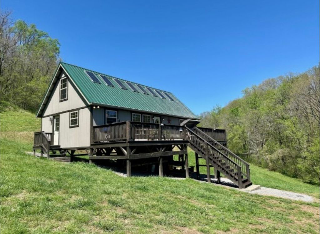 179 Puncheon Camp Ln, Bell Buckle, TN 37020
