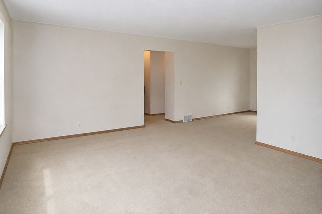 3007 Nash Road, Brooklyn Center, MN 55429