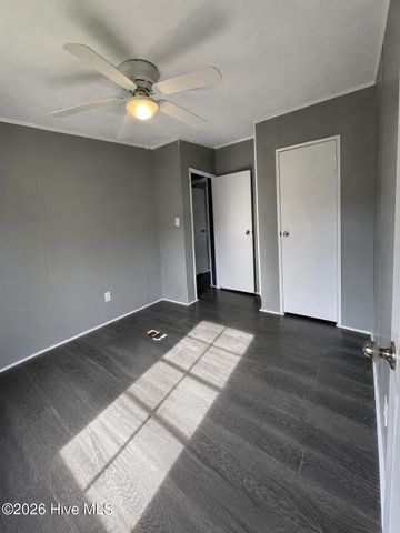 6140 Carolina Beach Road Trlr 39, Wilmington, NC 28412