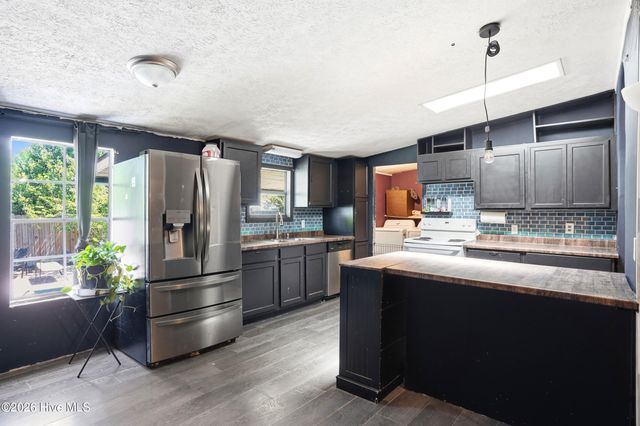6140 Carolina Beach Road Trlr 39, Wilmington, NC 28412