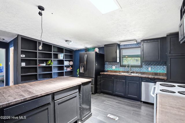 6140 Carolina Beach Road Trlr 39, Wilmington, NC 28412