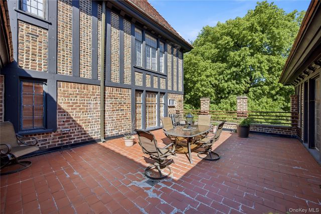 20 Continental Avenue 1K, Forest Hills, NY 11375