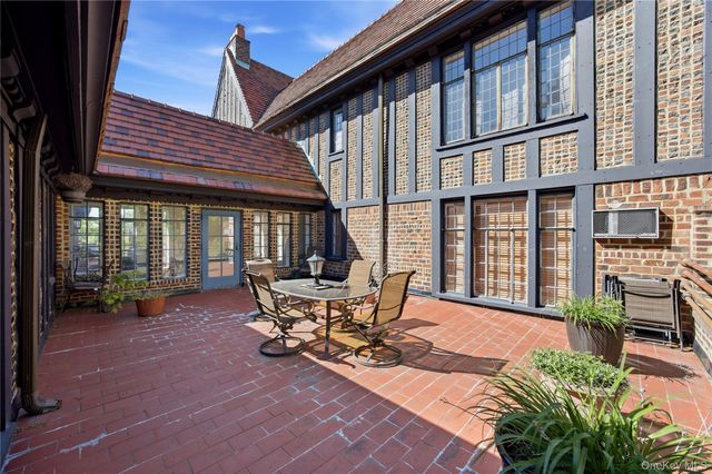 20 Continental Avenue 1K, Forest Hills, NY 11375