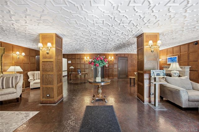 20 Continental Avenue 1K, Forest Hills, NY 11375