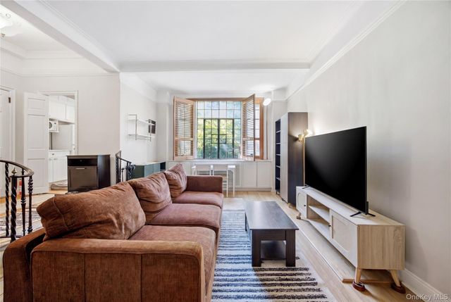 20 Continental Avenue 1K, Forest Hills, NY 11375
