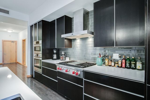 408 N 1st Street 305, Minneapolis, MN 55401