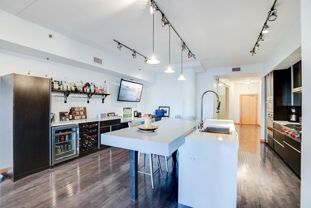 408 N 1st Street 305, Minneapolis, MN 55401